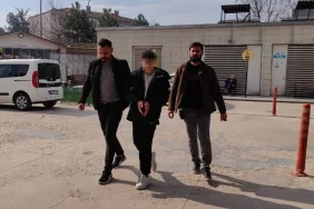 18-yasindaki-genc-3-5-milyonluk-sazan-sarmali-taktigiyle-dolandirdi-1709571411-92-x750