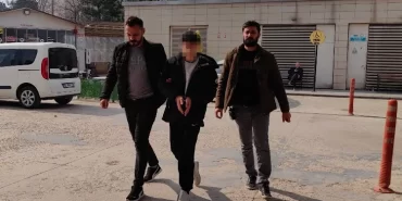 18-yasindaki-genc-3-5-milyonluk-sazan-sarmali-taktigiyle-dolandirdi-1709571411-92-x750